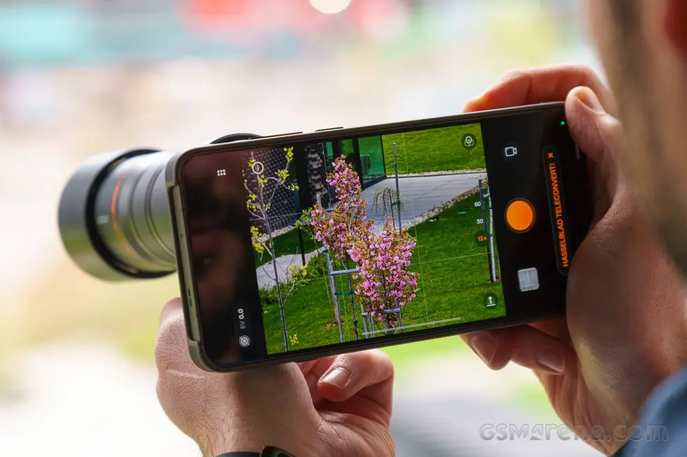 Первый взгляд на OPPO Find X9 Ultra Hasselblad Earth Explorer Kit