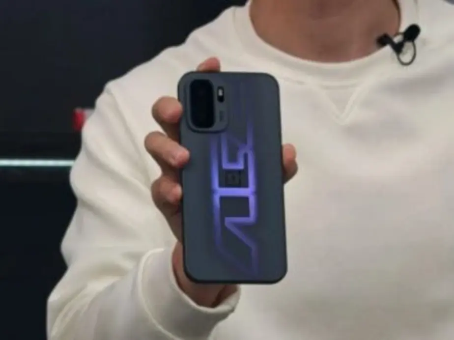 Аккумулятор на 8500 мАч и светящийся логотип? Встречайте OnePlus Ace 6 Ultra