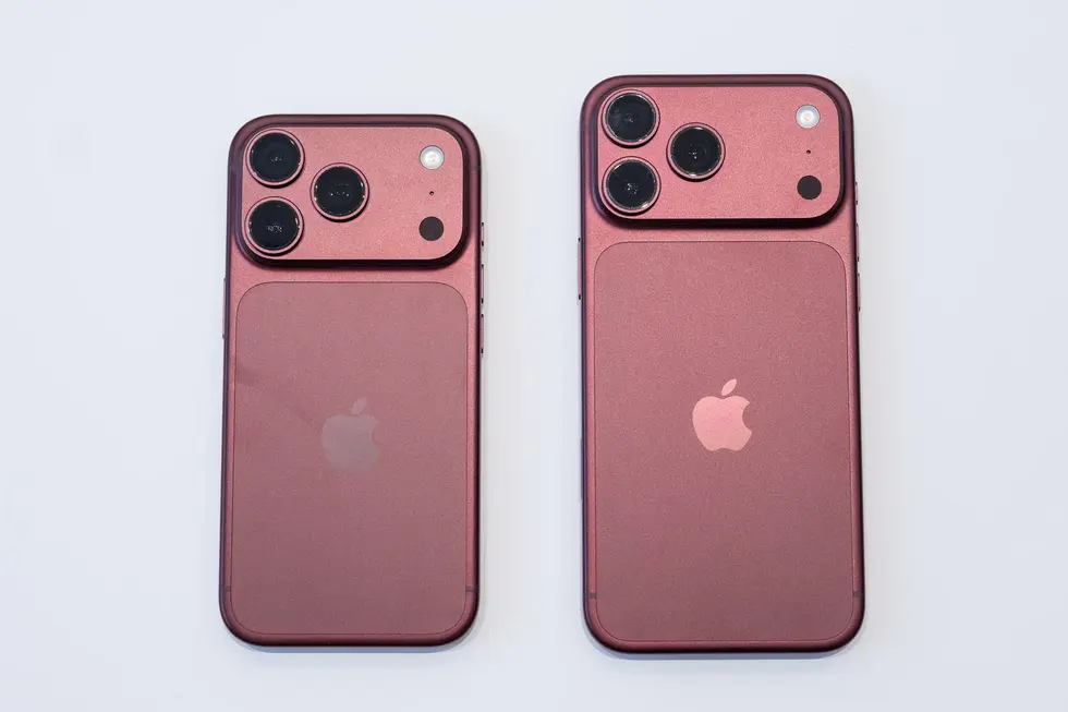 Первый взгляд на iPhone 18 Pro и 18 Pro Max: бордовый цвет, улучшенные камеры и еще больше мощности