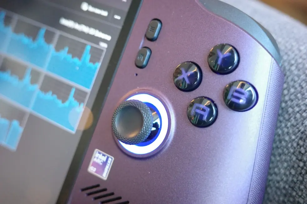 Новинка MSI Claw 8 AI+ может стать вершиной эволюции игровых портативных консолей