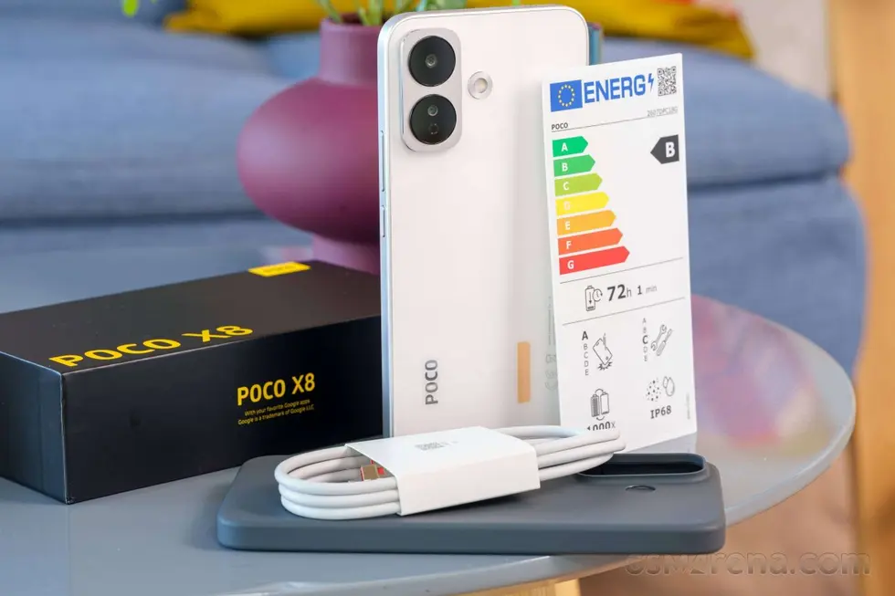 Распаковка Poco X8