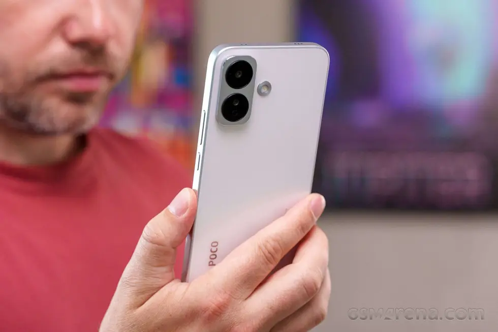 Распаковка Poco X8