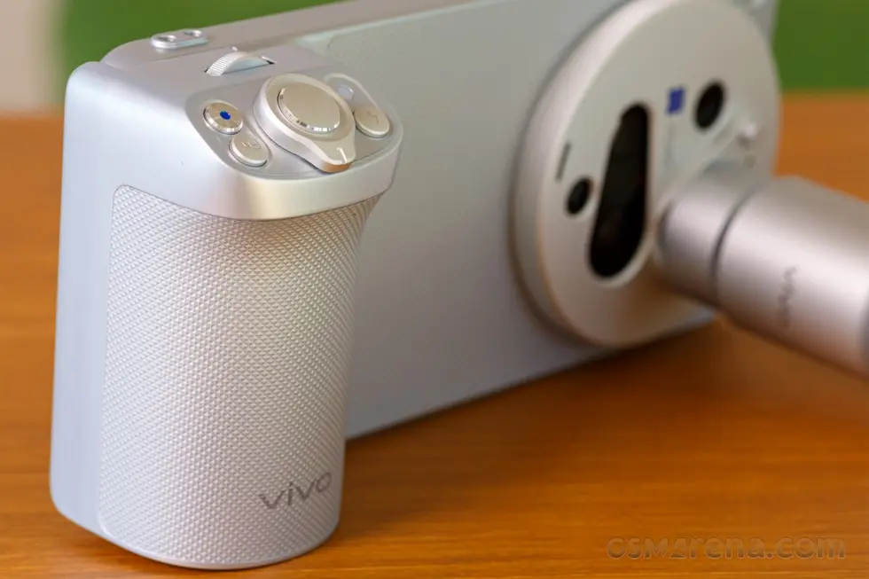Распаковка фотонабора vivo X300 Ultra