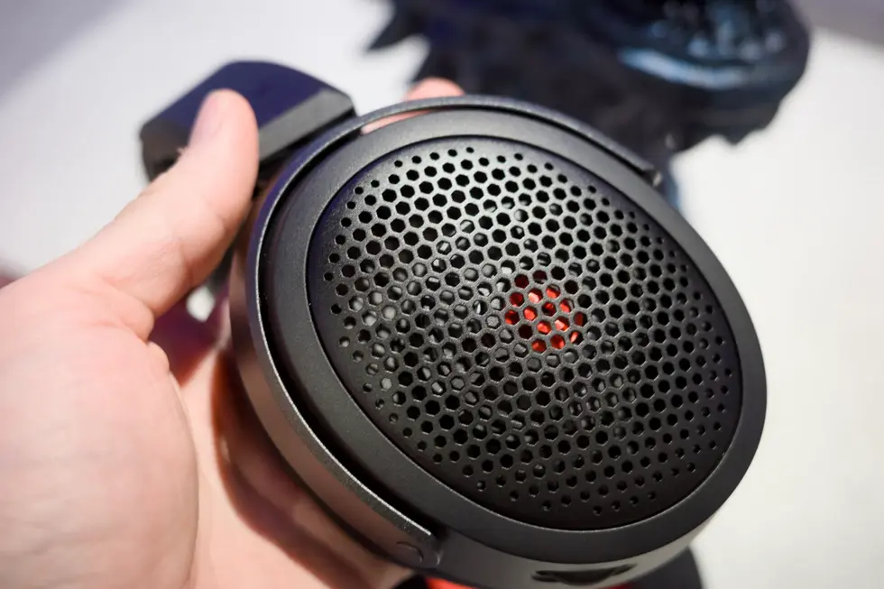 Открытая игровая гарнитура HyperX может доказать, что вам не нужен &laquo;ANC&raquo;