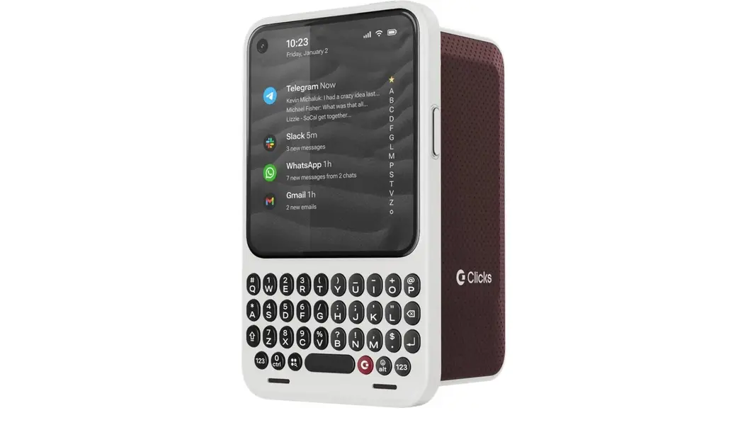 Clicks Communicator получит Android 17 и увеличенный аккумулятор