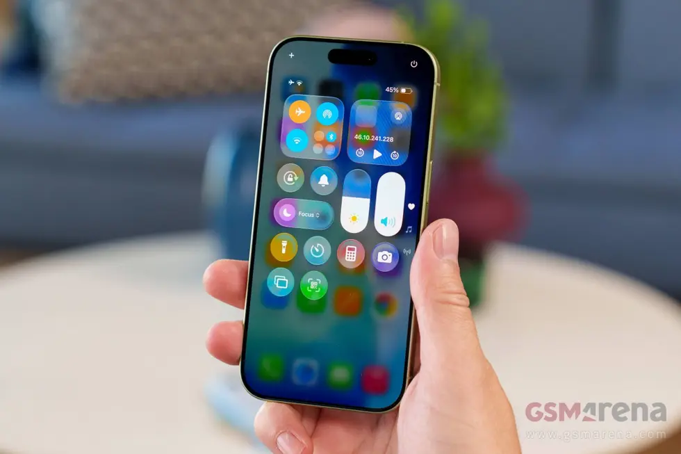 Новая утечка указывает на то, что iPhone 18 может получить более яркий дисплей