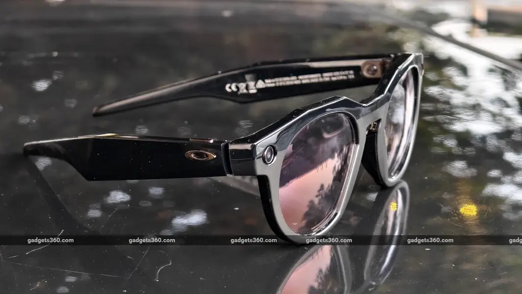 Обзор смарт-очков Oakley *Meta HSTN: Непринужденный стиль