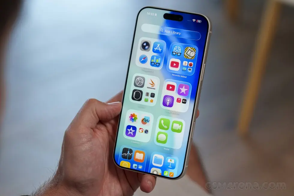 Apple позволит пользователям iPhone в Бразилии устанавливать приложения и сервисы не из App Store.