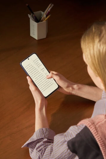 TCL представила новые телефоны, планшет и Wi-Fi 7 роутеры на выставке CES 2026.