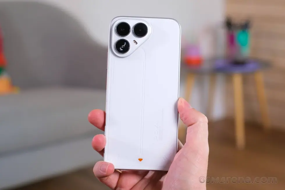Обзор Tecno Pova 8: мощный бюджетник с характером