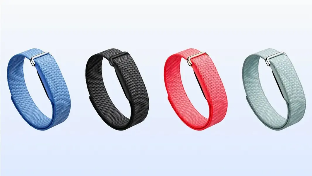 Google выходит на рынок фитнес-трекеров без экранов с Fitbit Air