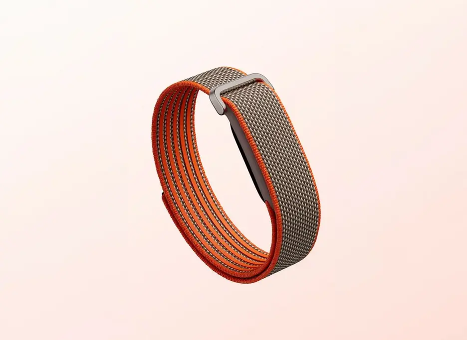 Google выходит на рынок фитнес-трекеров без экранов с Fitbit Air