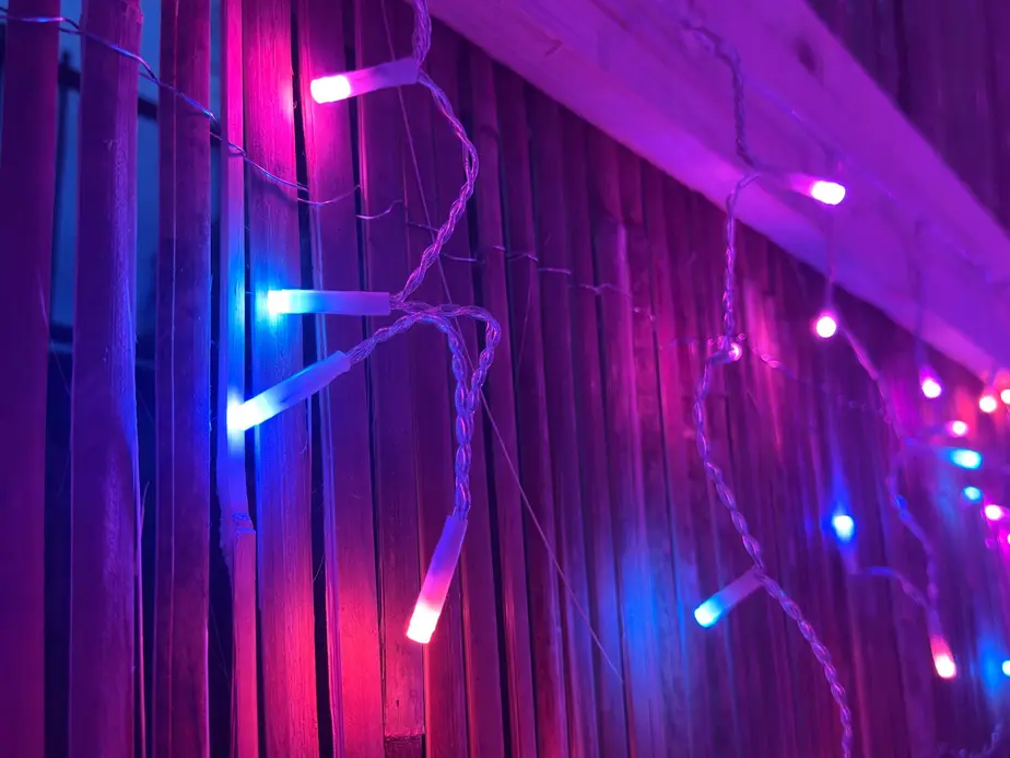 Новые лампы Philips Hue: умные, стильные и слегка чудаковатые