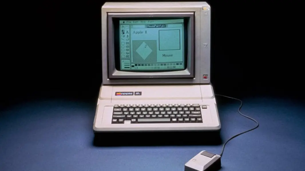 Apple исполняется 50 лет: вспоминаем главные достижения каждого десятилетия