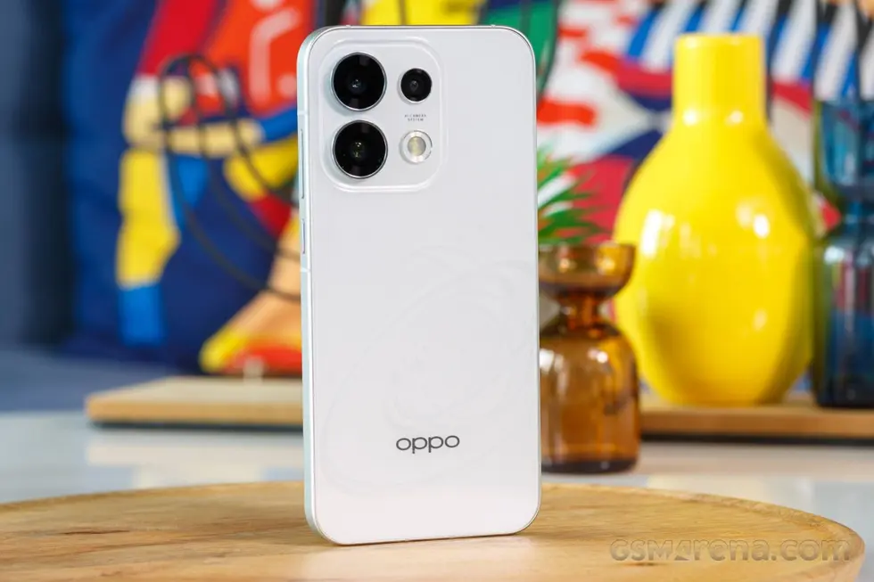 Обзор Oppo Reno16 Pro: стоит ли брать?